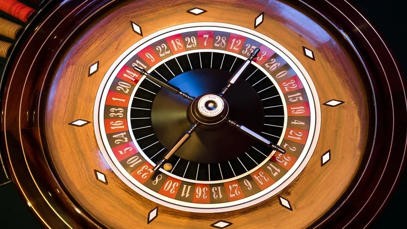 Đăng Ký b52banca24h Nhận Thưởng 2026 | roulette,  roulette wheel,  rotate,  move,  blurred,  rotation,  game,  gambling,  game bank,  roulette,  roulette,  roulette,  roulette,  roulette,  roulette wheel